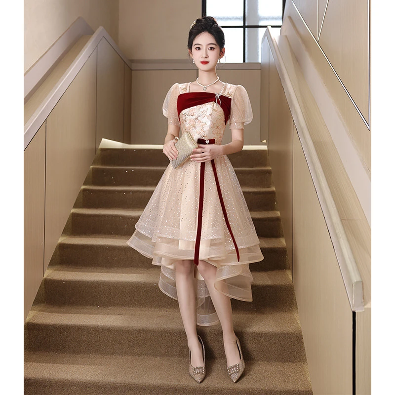 香槟色小礼服2024i新款敬酒服新娘订婚轻奢小众夏季连衣裙十八岁