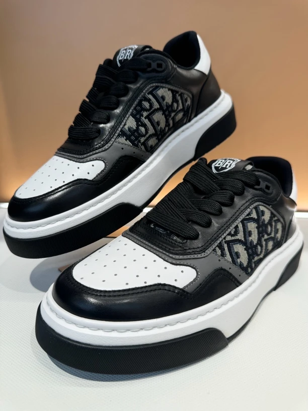 【1982名品国际】 BR 巴斯罗宾斯新款男士休闲时尚百搭四季板鞋