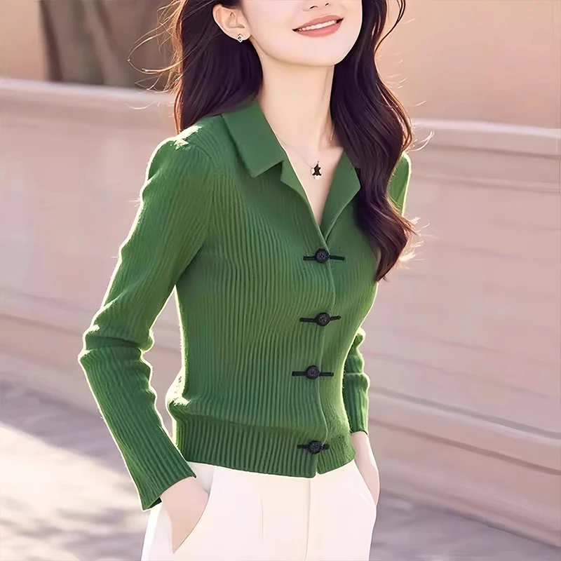 新中式盘扣针织开衫毛衣女春秋季2025新款polo领修身百搭上衣