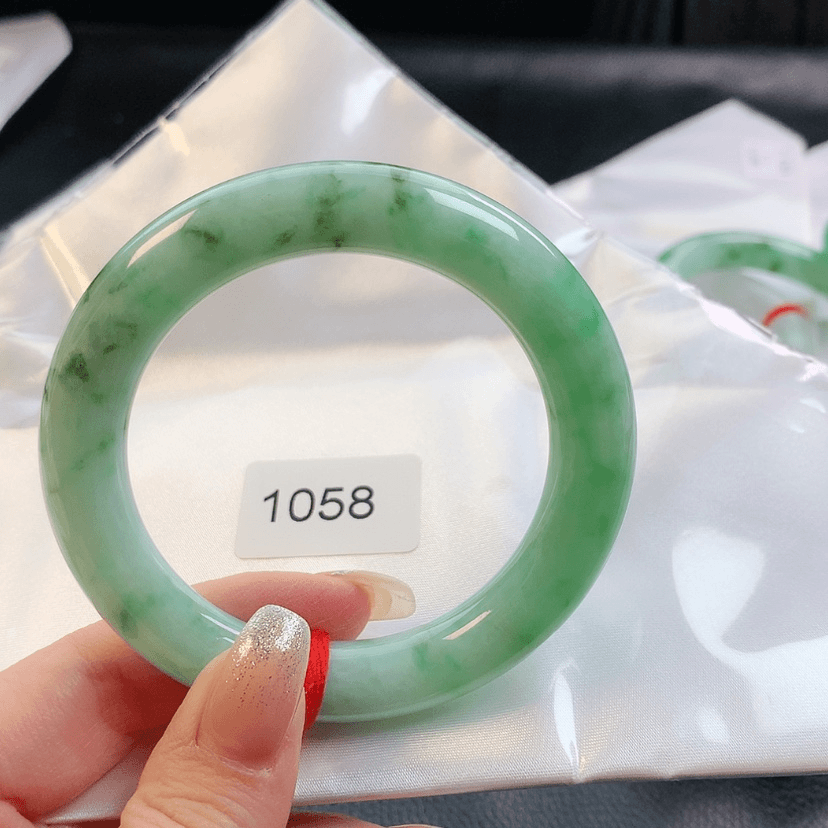 【闪购商品】翡翠手镯（圆镯）未镶嵌