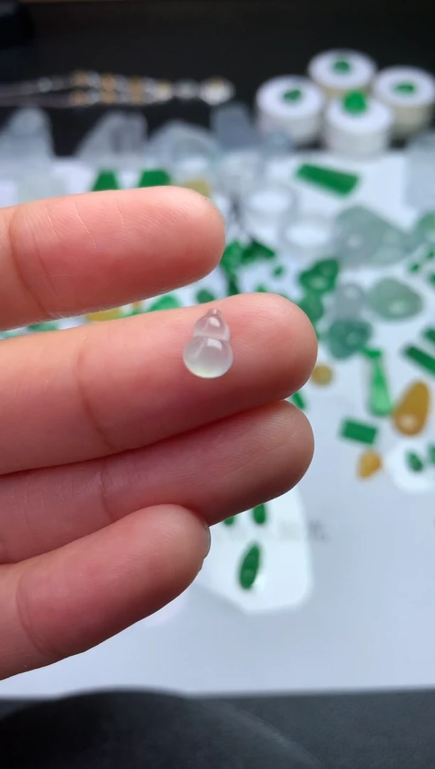 【闪购商品】定制翡翠未镶嵌毛货