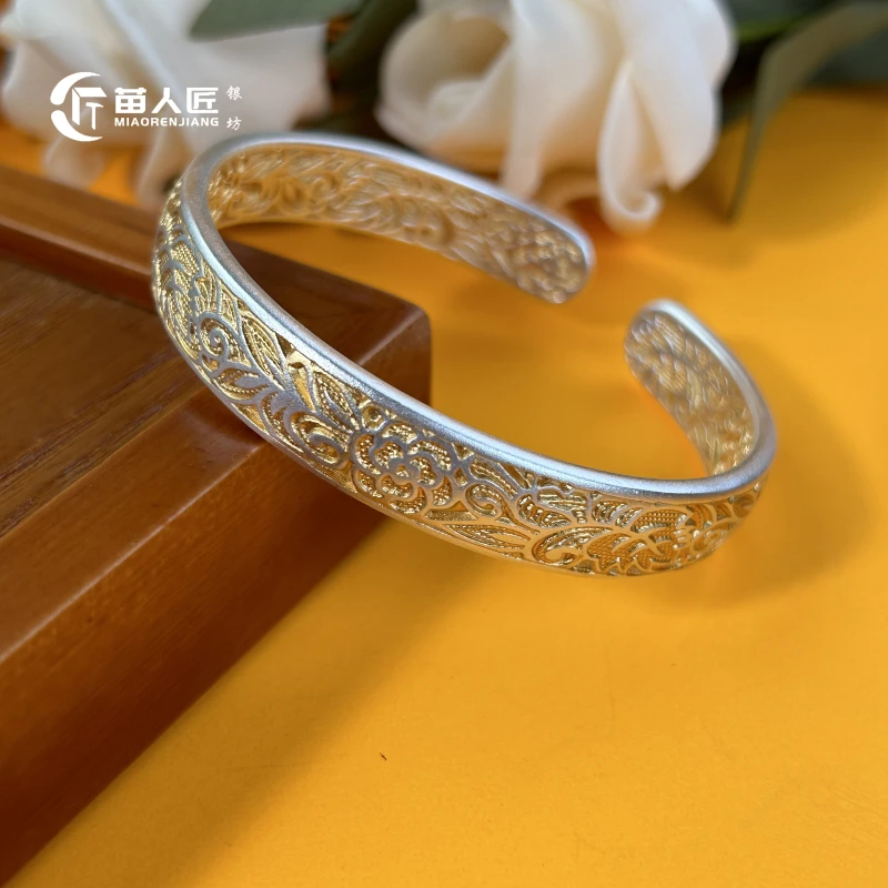 足银手镯 苗人匠银坊 足银纯手工 描金牡丹开口手镯
