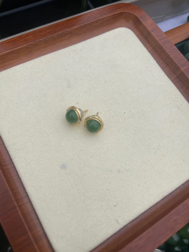 和田玉碧玉耳钉精品