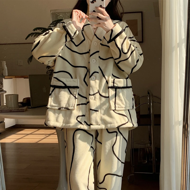 秋冬睡衣女士珊瑚绒2024新款法兰绒加绒加厚可外穿保暖家居服套装