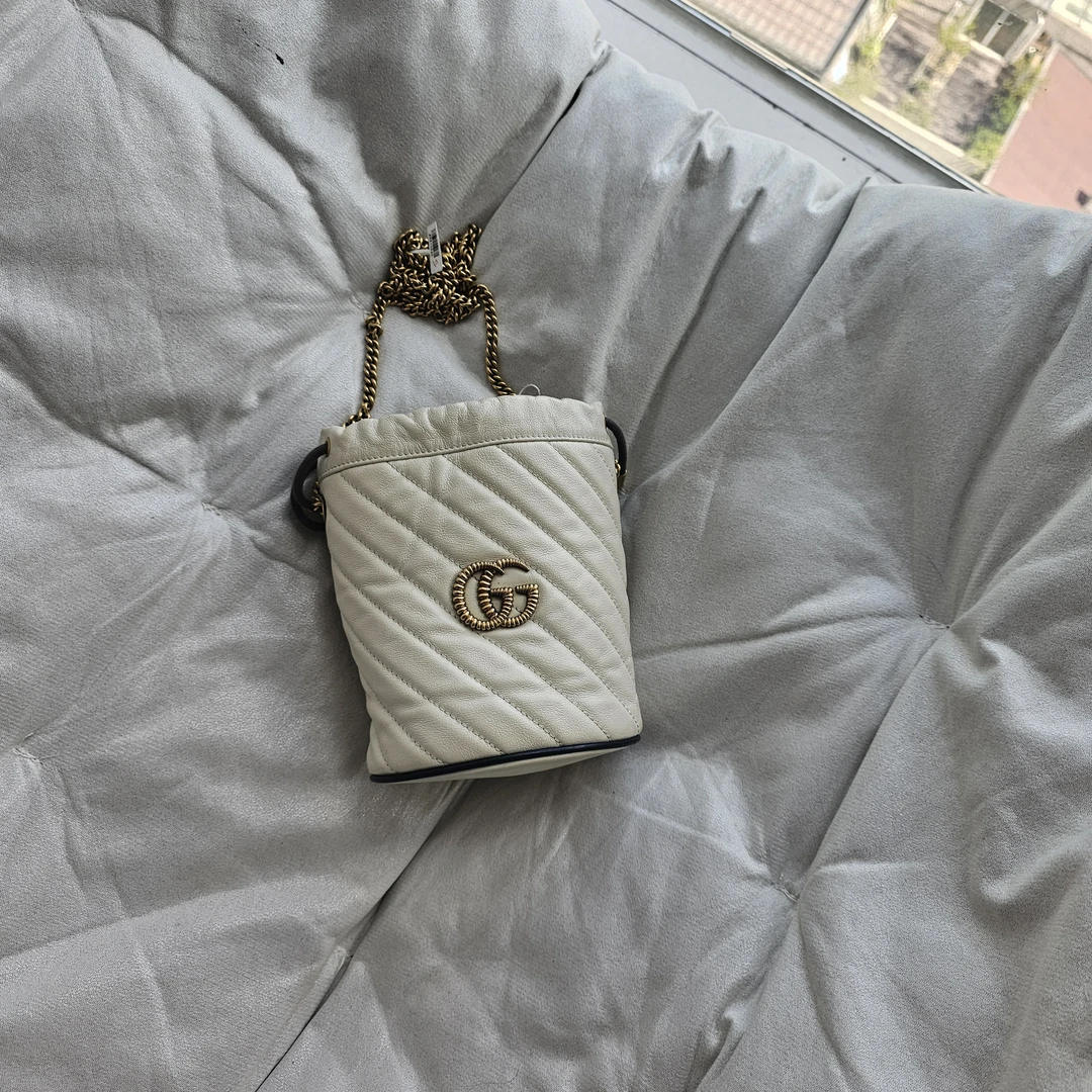 95新 GUCCI/古驰 805282 gucci 白拼色水桶单肩包