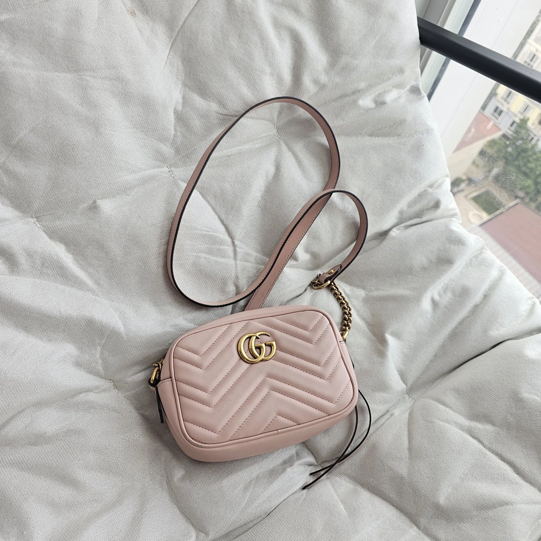 95新 GUCCI/古驰 803007 古驰粉色马蒙相机单肩包