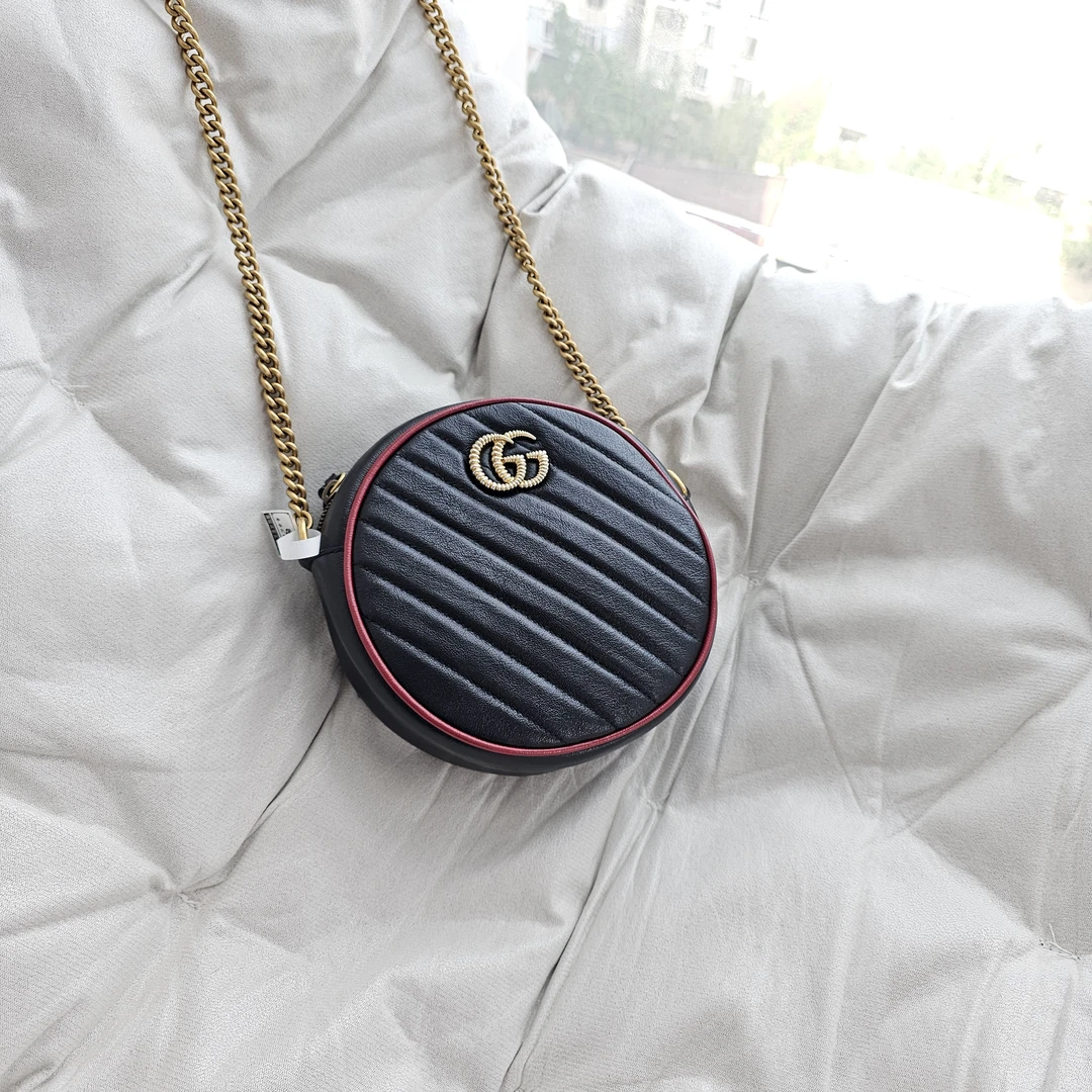 95新 GUCCI/古驰 802313 古驰黑金马蒙圆饼单肩包