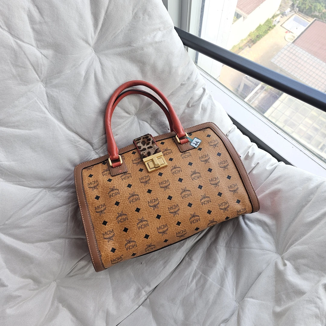 95新 MCM 802726 mcm 干邑色波士顿手提包