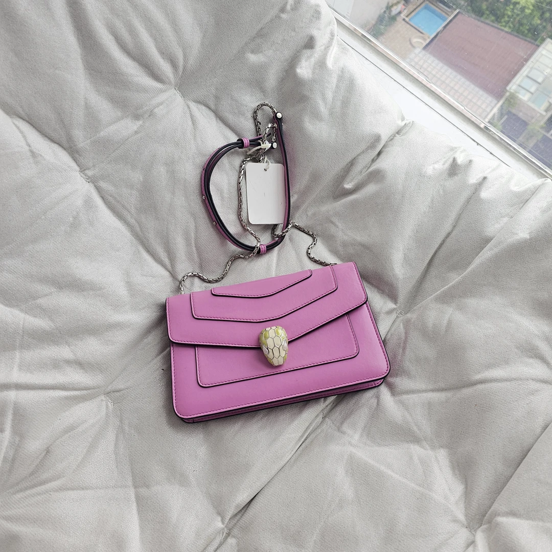 95新 BVLGARI/宝格丽 805362  宝格丽粉色蛇头单肩包
