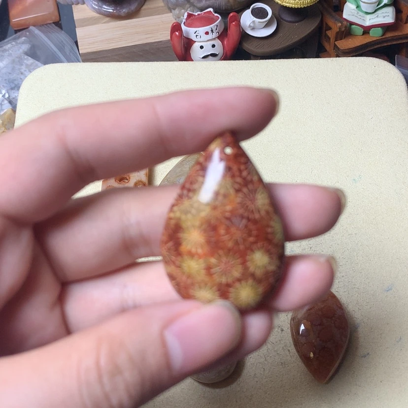 【闪购商品】硅化珊瑚（珊瑚玉）吊坠(不含链)未镶嵌