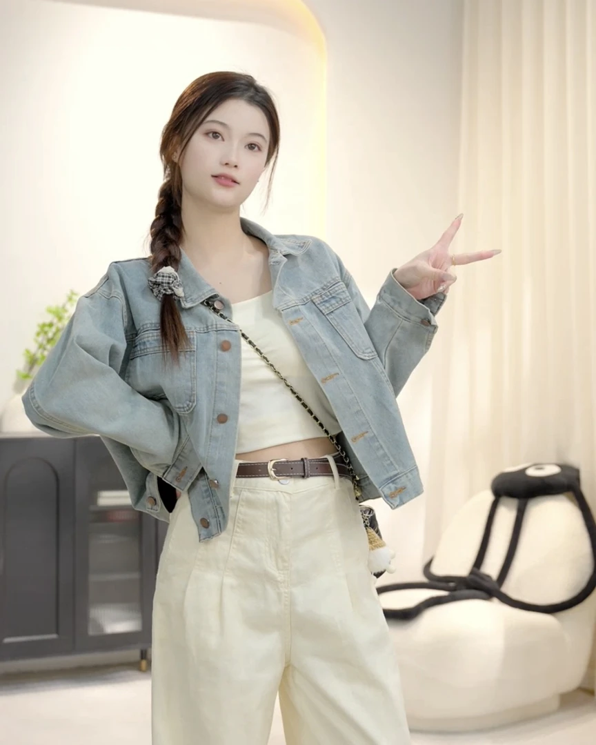 2024新款复古水洗翻领牛仔外套女秋冬时尚百搭短款小个子上衣