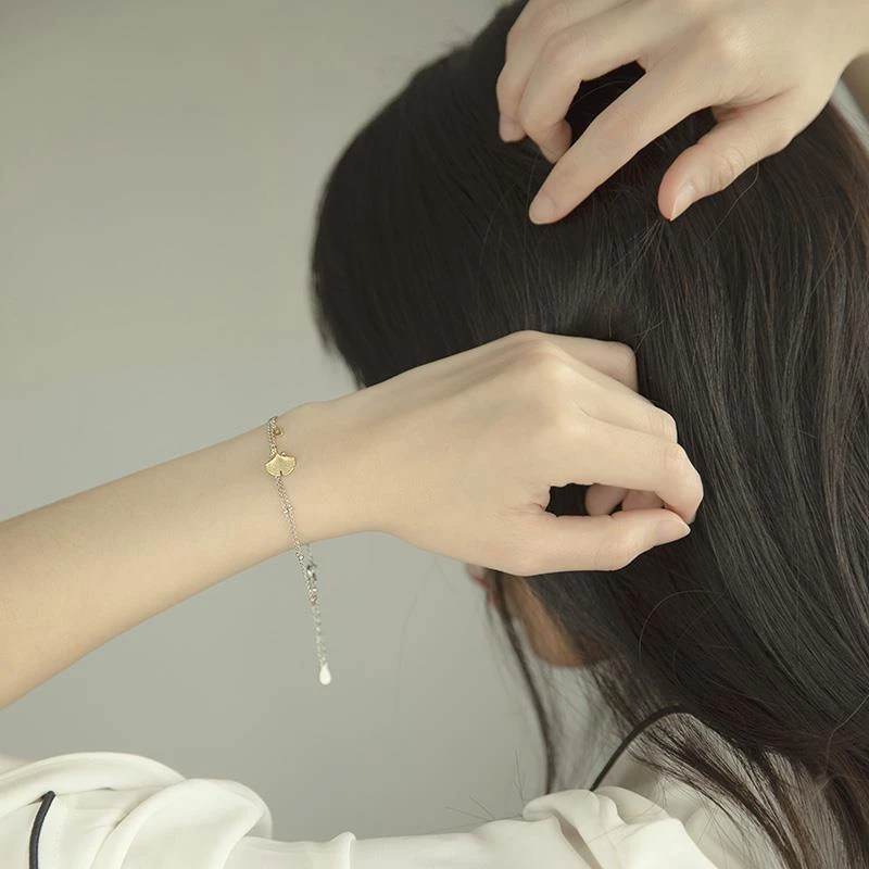 金色银杏叶少女清新银色细手链女学生简约ins小众设计闺蜜夏