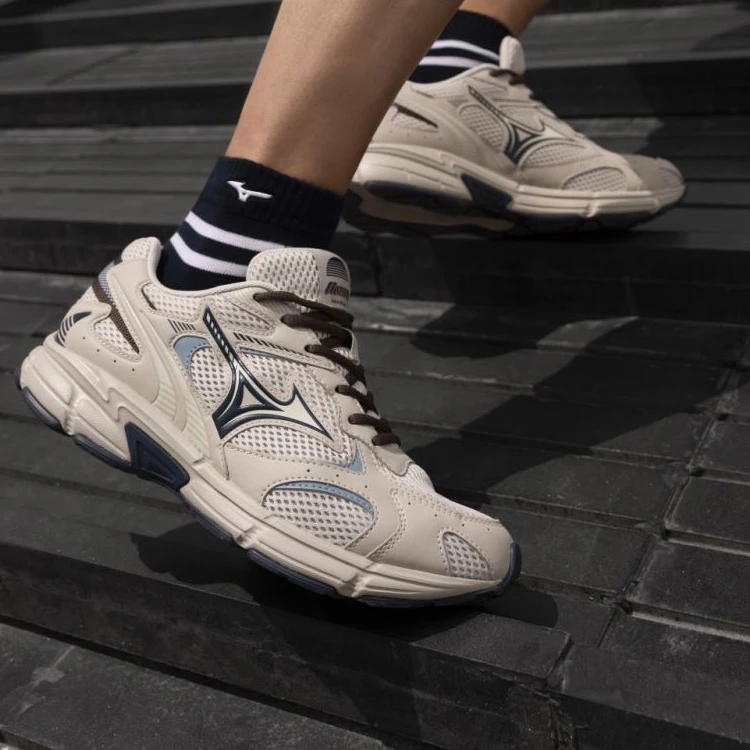 Mizuno美津浓秋冬新款防滑老爹鞋复古跑步鞋SPEED 2K