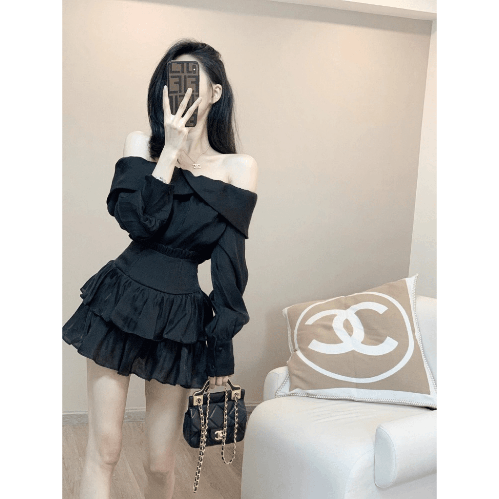 秋季女2023年新款爆款穿搭高级小众设计感辣妹短裙子两件时尚套装