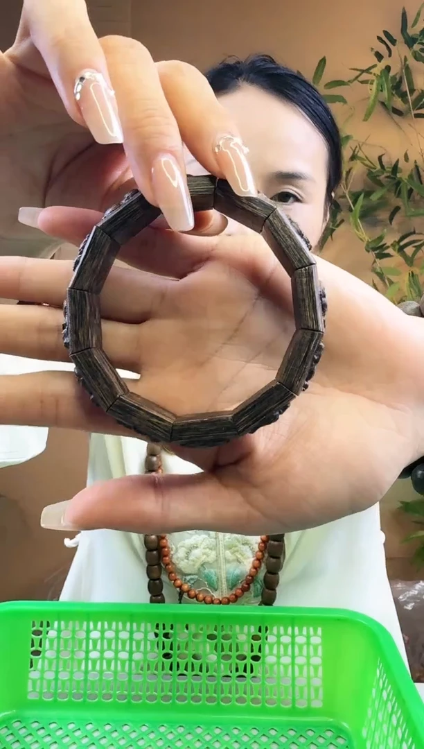 【闪购商品】木达拉干生肖手牌