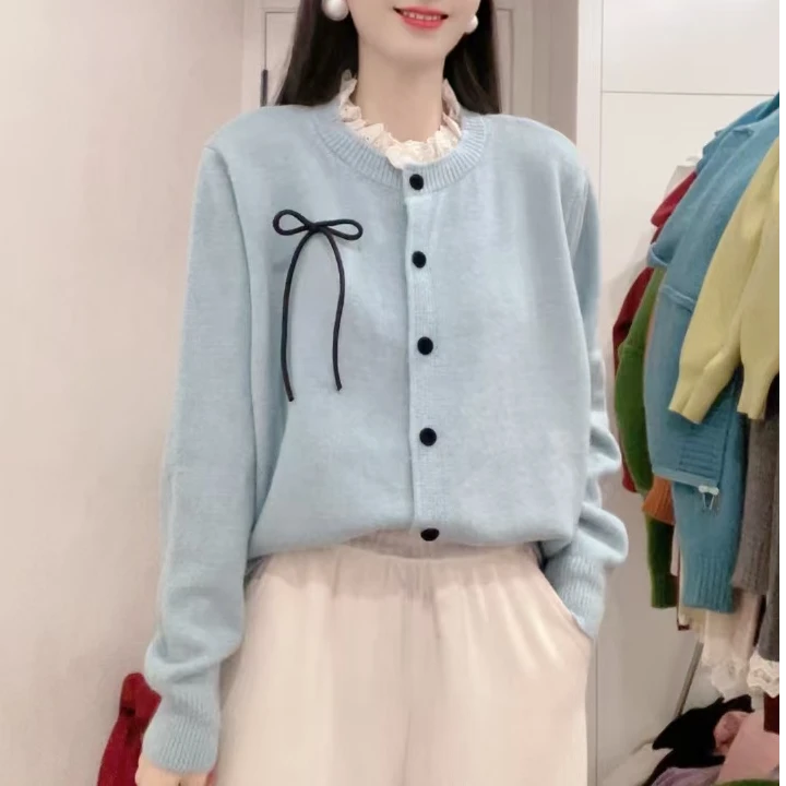 1081新款百搭时尚花边一排扣针织衫开衫