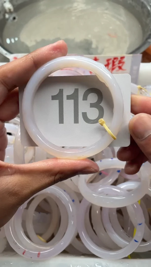 【闪购商品】玛瑙/玉髓手镯未镶嵌6162