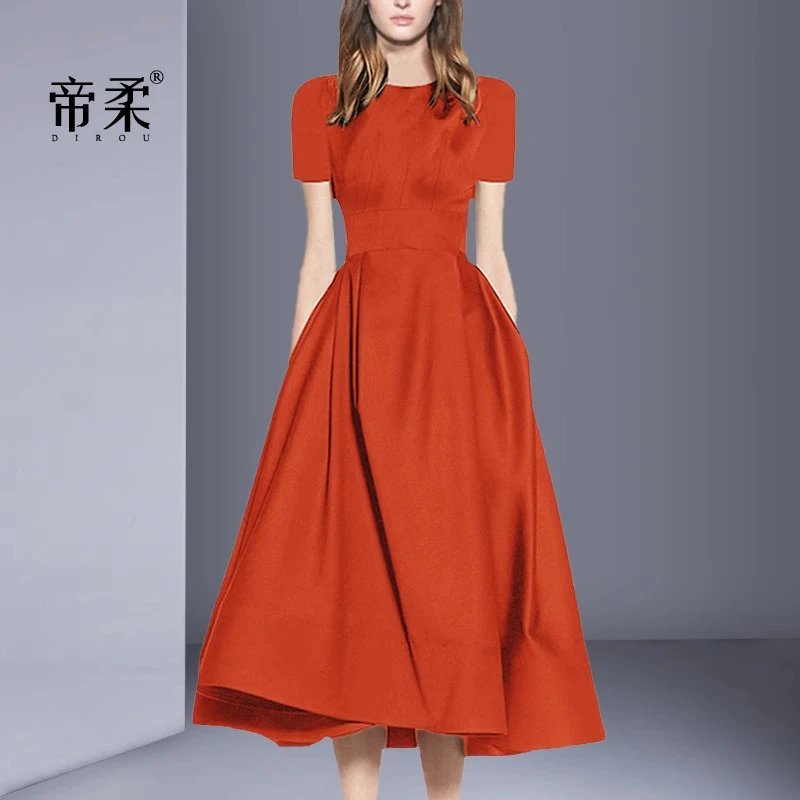 赫本风连衣裙2025夏季新款名媛气质高贵红色礼服大裙摆修身中长裙