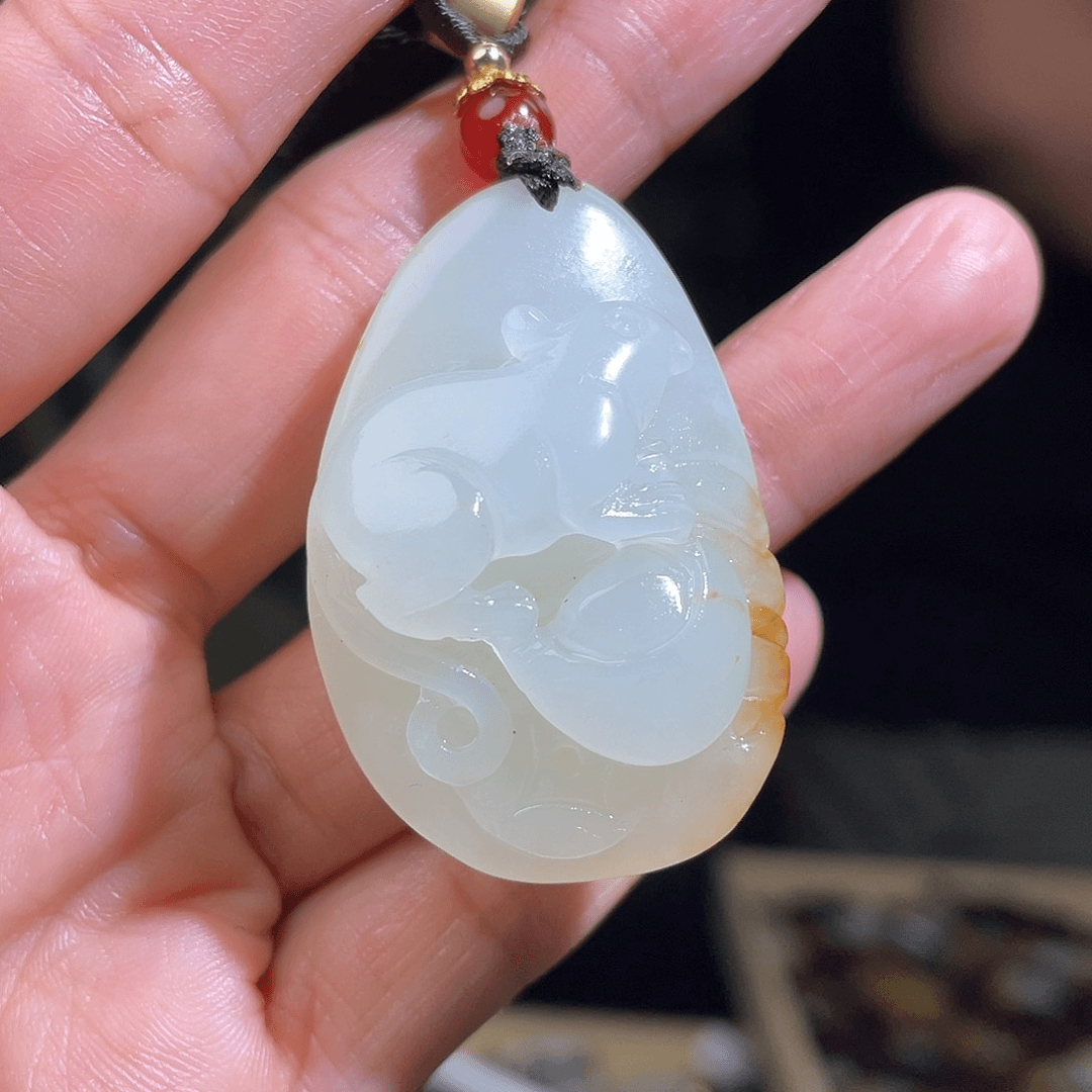 和田玉颈饰未镶嵌