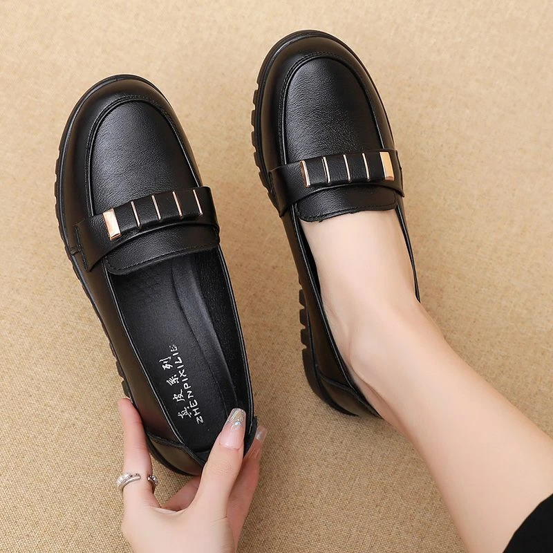 妈妈鞋真皮中老年老人春秋单鞋女鞋新款中年软底母亲闰月鞋