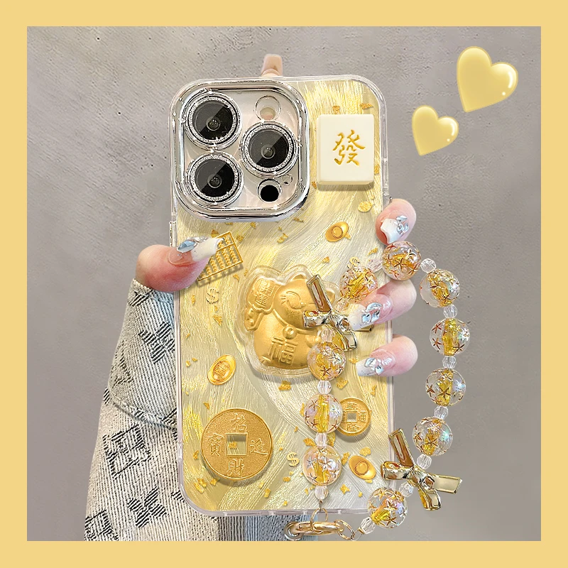 招财猫公仔适用苹果15华为vivo/oppo小米iPhone16精孔羽纱手机壳