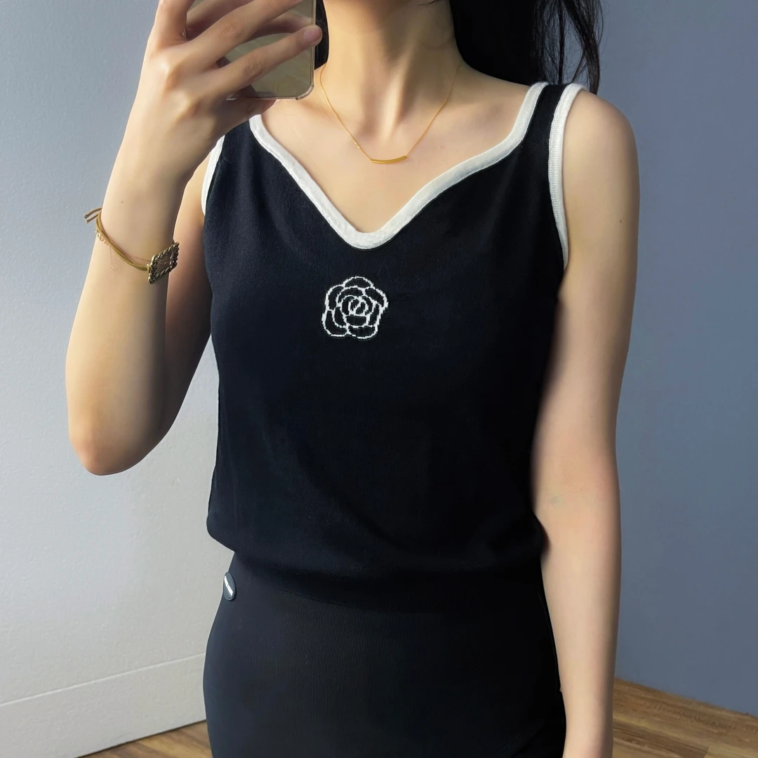 1704 山茶花吊带背心无袖打底衫百搭时尚夏季女士修身外穿显瘦