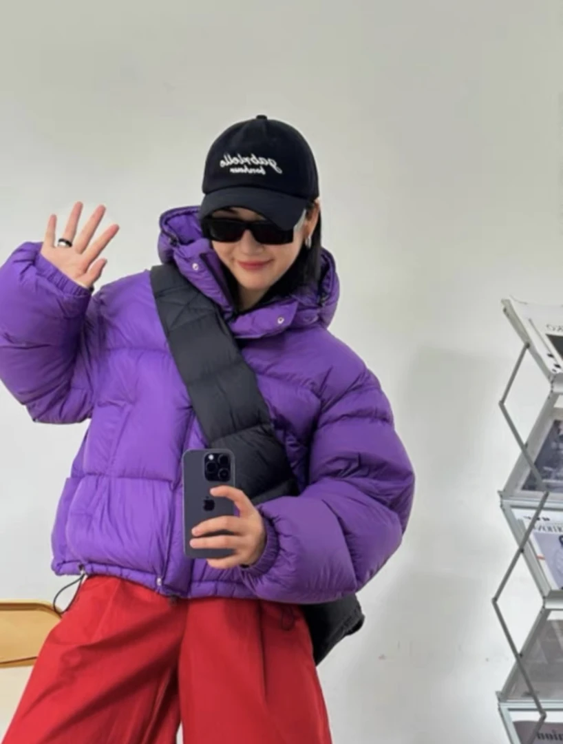 DONGDONGZHOU D0057  短款纯色连帽百搭保暖女上衣冬季轻薄时尚