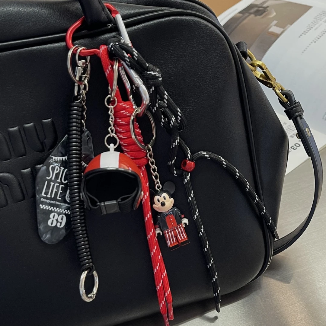 2025新款miu系同款包包挂件小众创意ins玩偶情侣编织挂绳钥匙扣