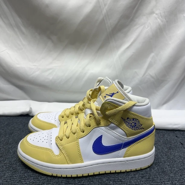 【球鞋】aj1黄白/36.5码