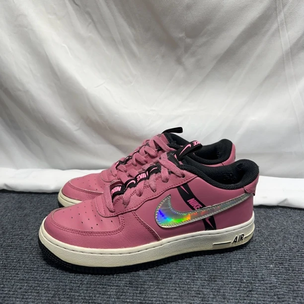 【球鞋】af1粉黑白/38.5码/鞋头开胶/公价2846