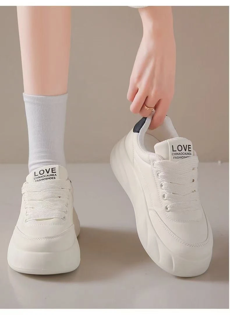 秋季新款厚底板鞋防滑休闲运动鞋女yz