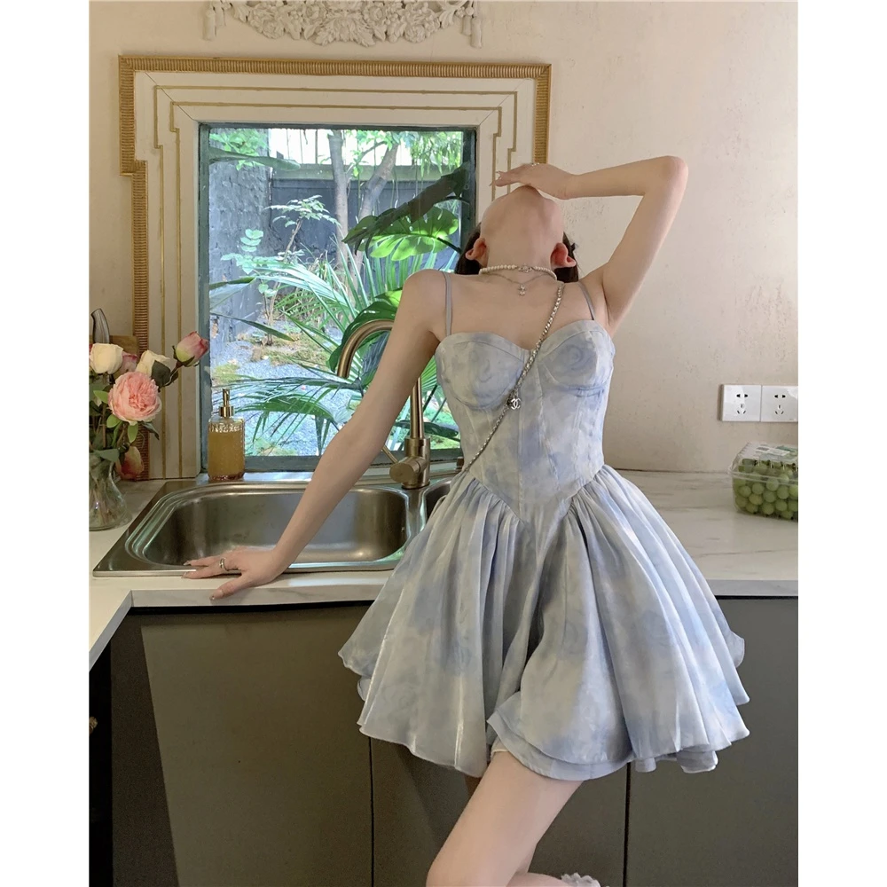 仿鱼骨吊带显瘦辣妹连衣裙女夏季多巴胺抹胸扎染泡泡袖公主蓬蓬裙
