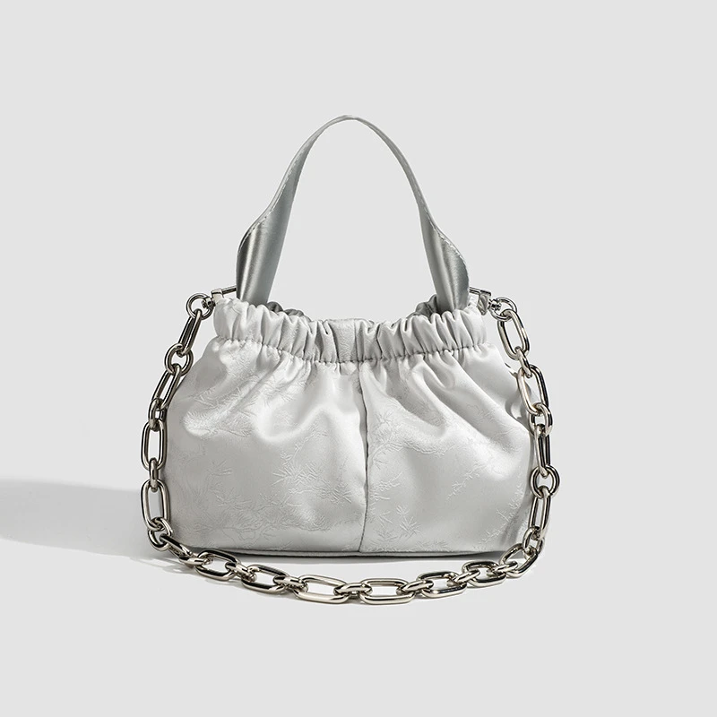 新中式国风手提云朵包女士2024夏季新款小众高级感缎面单肩斜挎包