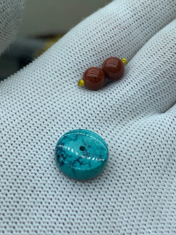 南红玛瑙绿松尺寸13*4.6mm重1.7克