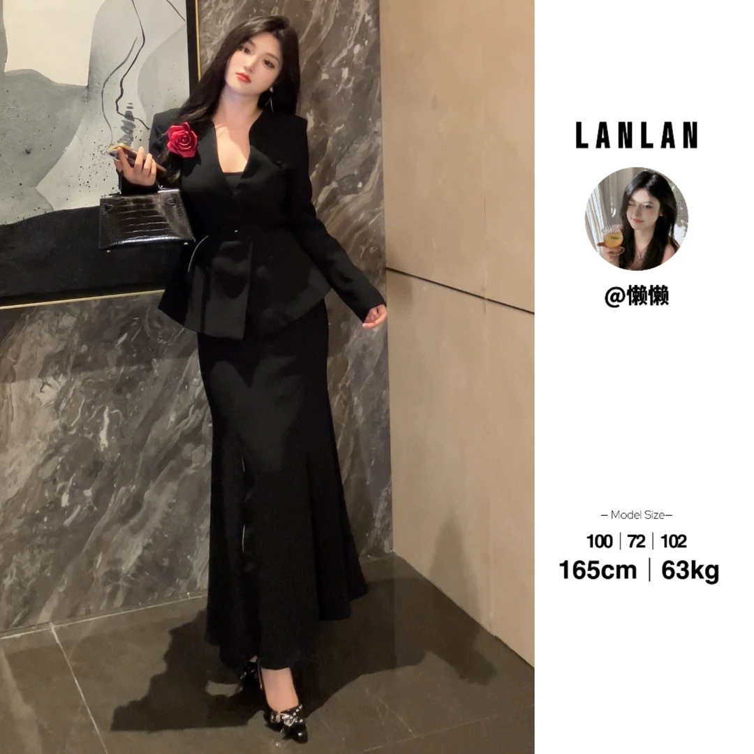 Lanlan-【罗曼港湾】黑色长袖西装时尚上衣半身裙两件套气质显瘦