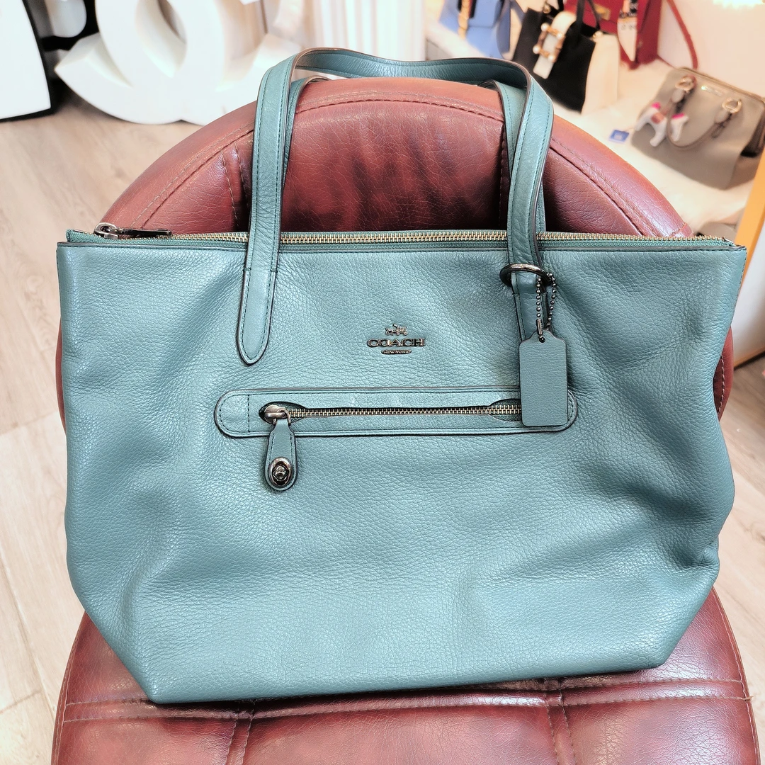 95新 COACH/蔻驰 时尚手提托特单肩包