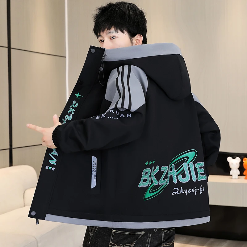 青少年春秋季男生休闲夹克外套百搭时尚连帽港风宽松休闲男外套