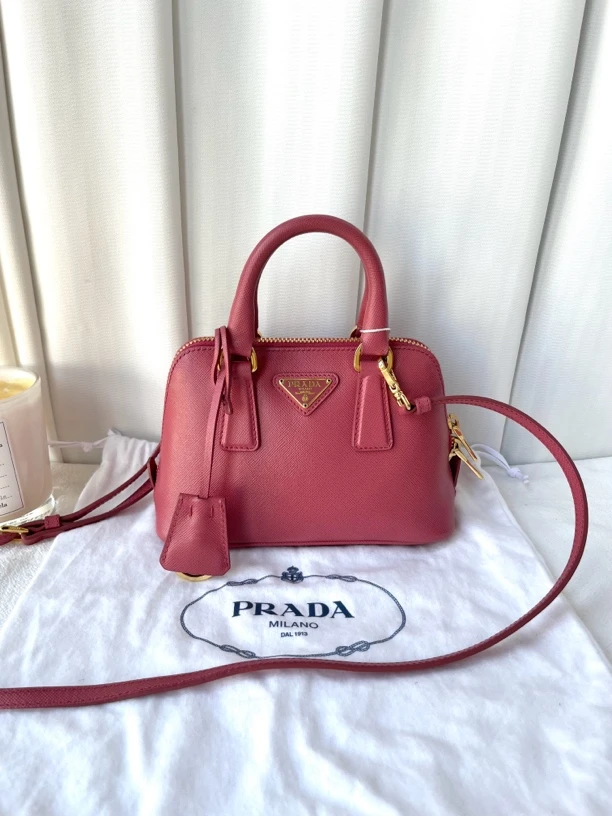 95新 Prada/普拉达 玫粉色迷你十字纹贝壳包手提单肩斜挎包
