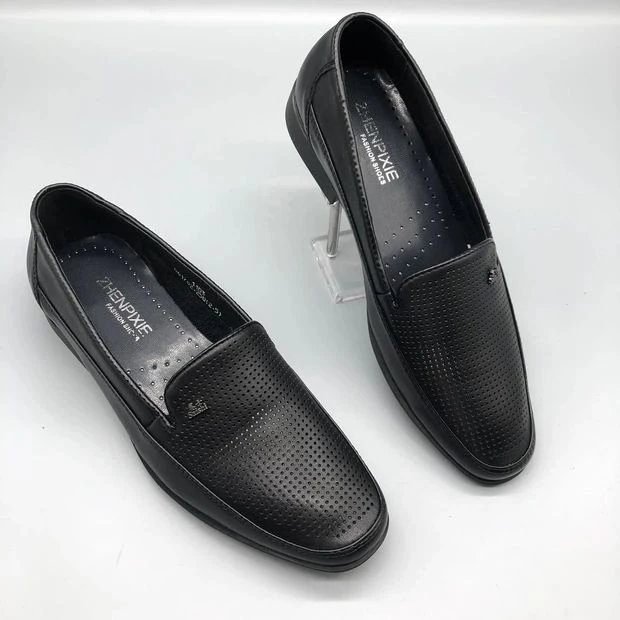 镂空 洞洞 男凉鞋 赛士品牌 头层牛皮 车缝线松紧带 扁头浅口凉鞋