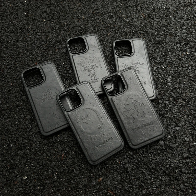 潮牌皮纹磁吸壳适用iPhone16promax手机壳苹果15磨砂14全包13防摔