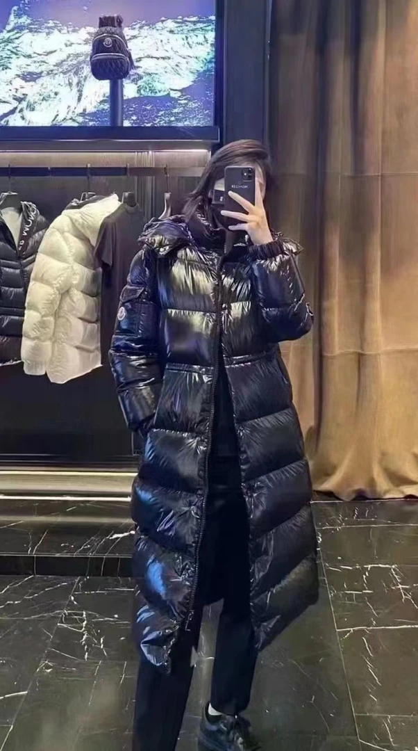 全新未使用 MONCLER 蒙口 Cavettaz 长款连帽羽绒服 黑色 女款