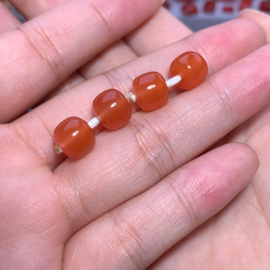 南红玛瑙老型对珠微纹未镶嵌长*沉9.3×8.2