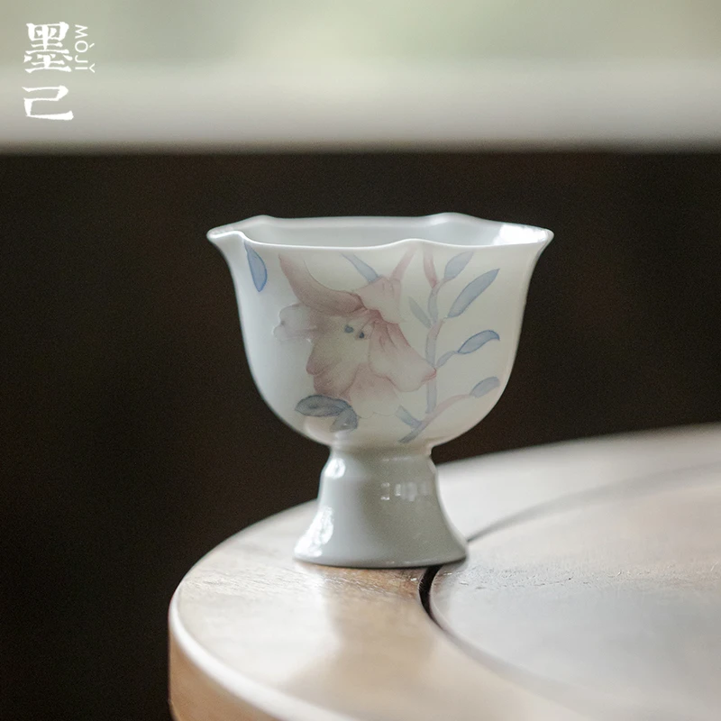 墨己主人杯玉泥有田烧高档家用手绘百合高足折口茶杯陶瓷功夫茶具