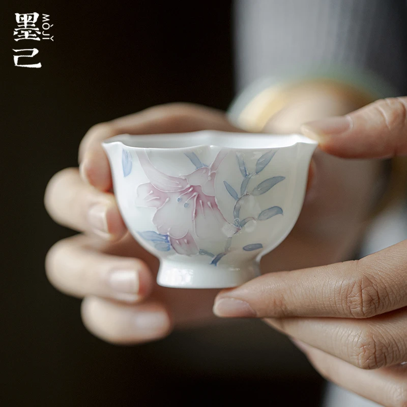 墨己主人杯玉泥有田烧高档家用手绘百合高足花口茶杯陶瓷功夫茶具