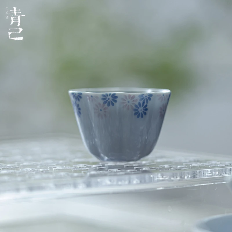青己晴山蓝手绘小雏菊落梧海棠茶杯功夫茶具陶瓷釉下彩家用品茗杯