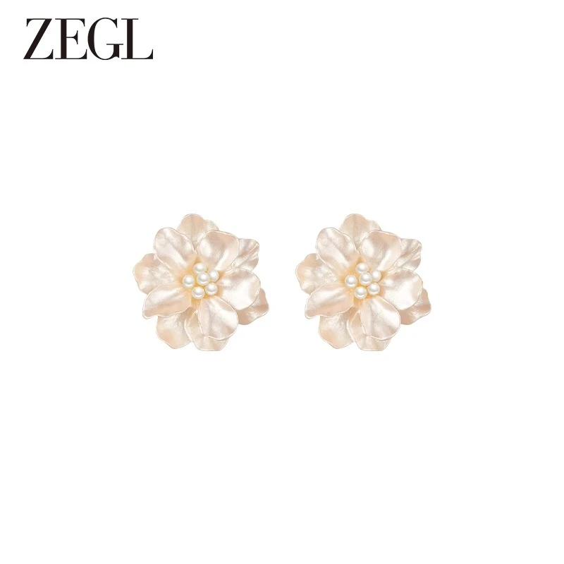 ZEGL 铜合金耳饰 山茶花耳夹轻奢法式气质简约百搭ins小众女饰品