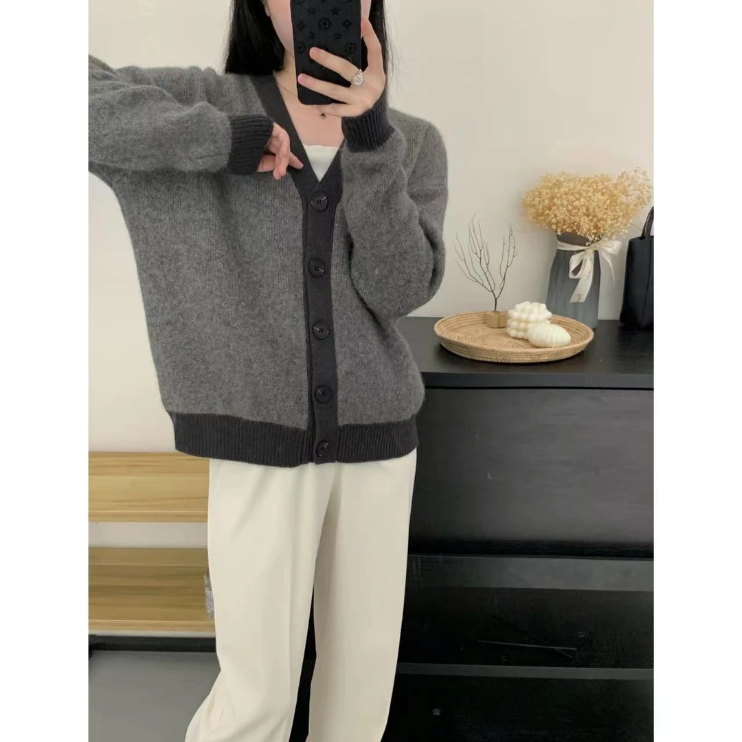 濮院羊毛衫时尚百搭休闲慵懒风韩版秋冬加厚V领羊毛开衫A677