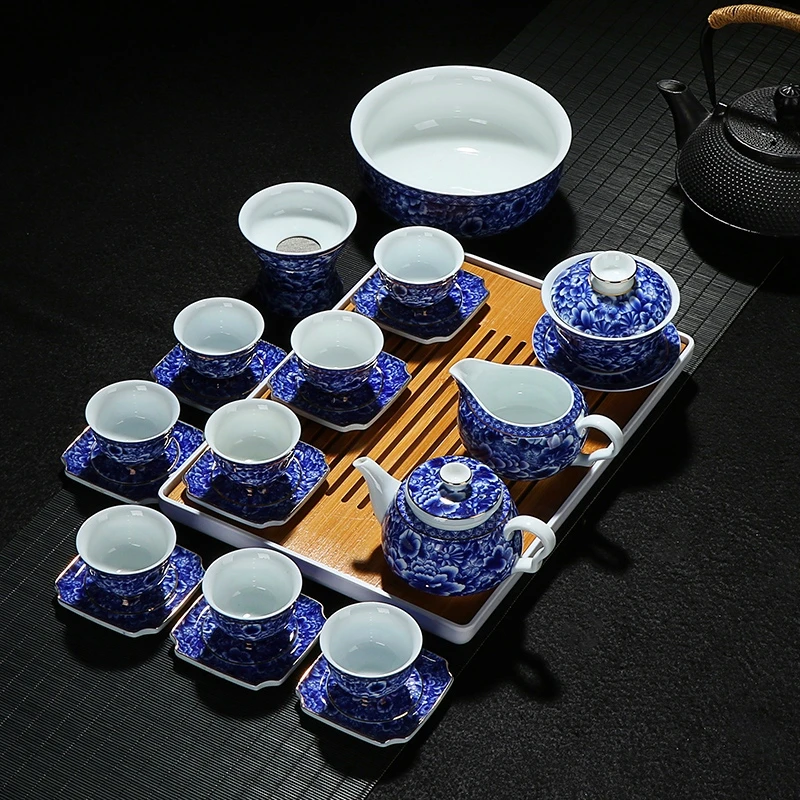 青花瓷功夫茶具套装轻奢满花描金家用办公室茶壶盖碗茶杯杯垫整套