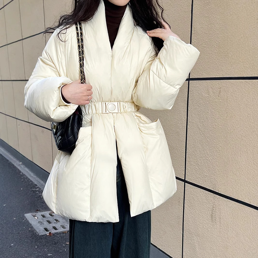 显瘦设计感收腰新款女时尚冬季宽松保暖加厚白色短款外套百搭秋冬