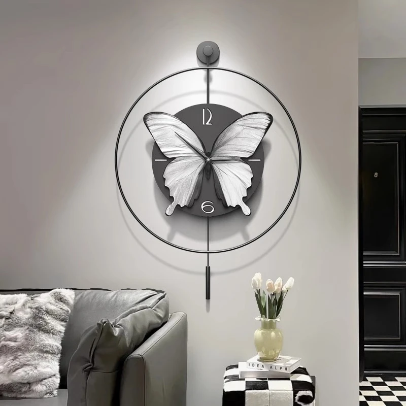 现代简约西班牙钟表客厅餐厅装饰挂钟轻奢玄关蝴蝶个性装饰画时钟